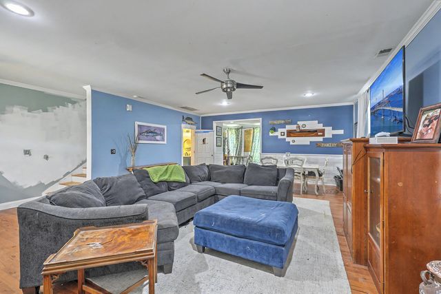 135 Brightwood Drive, Huger, SC 29450