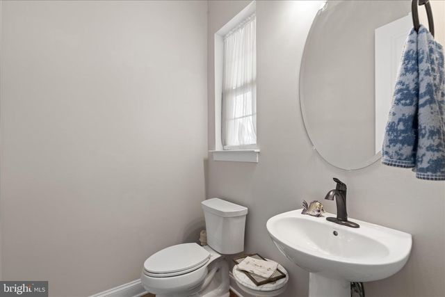 117 MALLARD DR, Lake Frederick, VA 22630