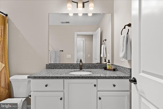 117 MALLARD DR, Lake Frederick, VA 22630