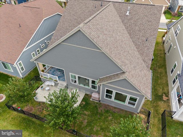 117 MALLARD DR, Lake Frederick, VA 22630