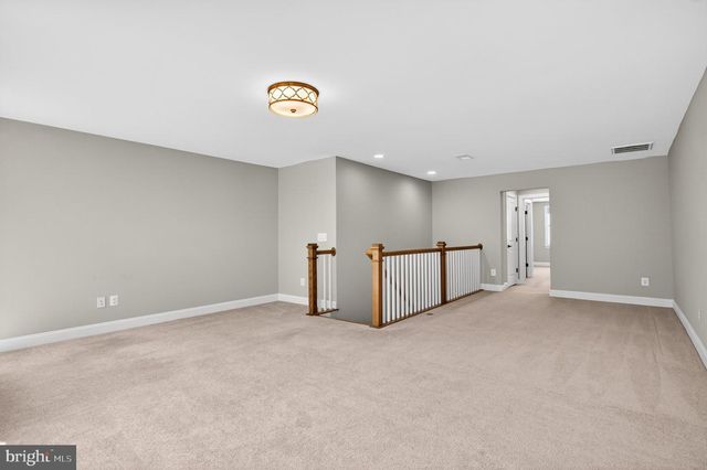 117 MALLARD DR, Lake Frederick, VA 22630