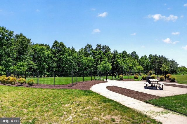 117 MALLARD DR, Lake Frederick, VA 22630