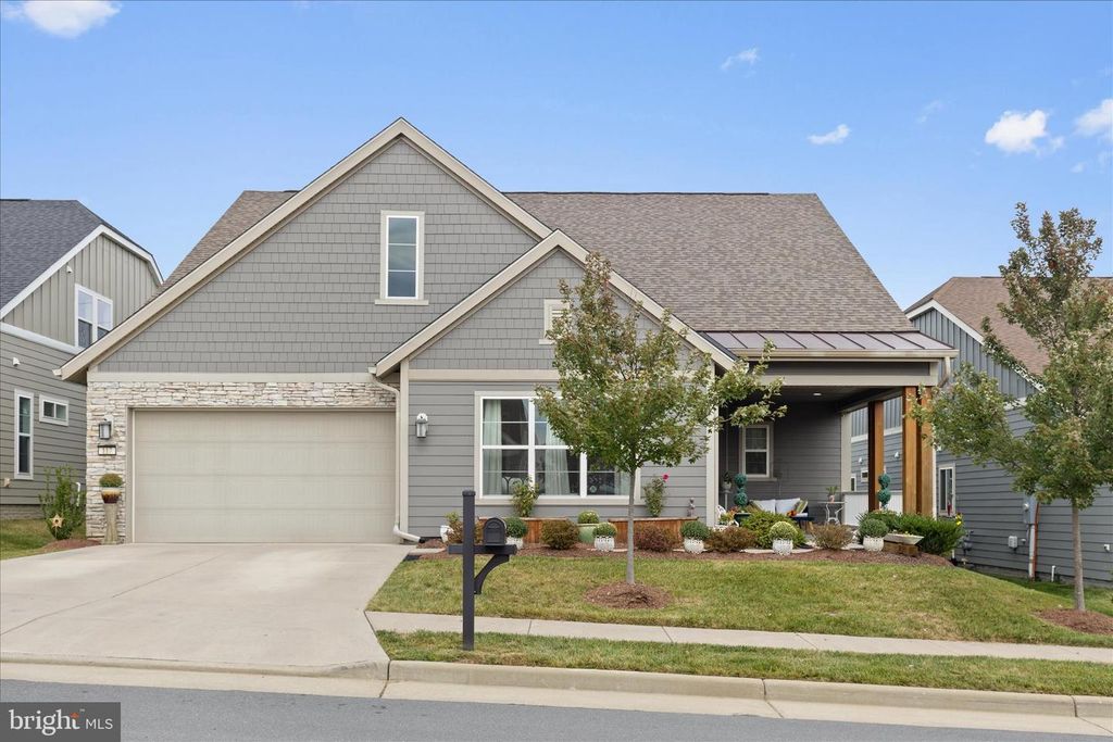 117 MALLARD DR, Lake Frederick, VA 22630
