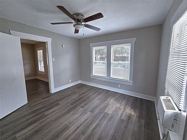 2814 Saint Emanuel Street, Houston, TX 77004