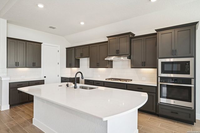 1323 Wilson Creek, New Braunfels, TX 78132