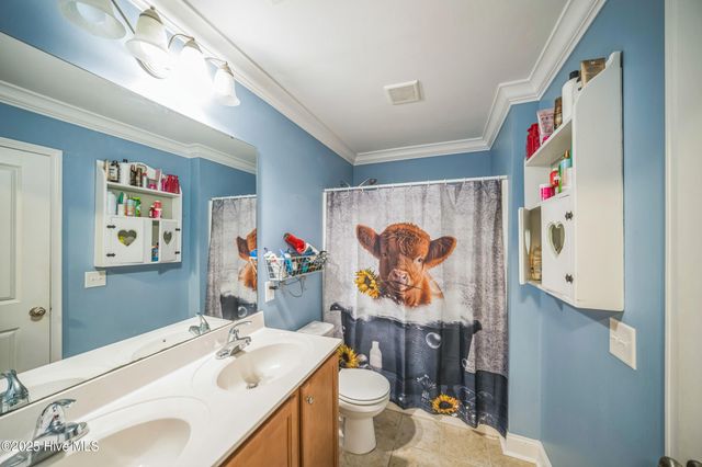 239 Shellbank Drive, Sneads Ferry, NC 28460
