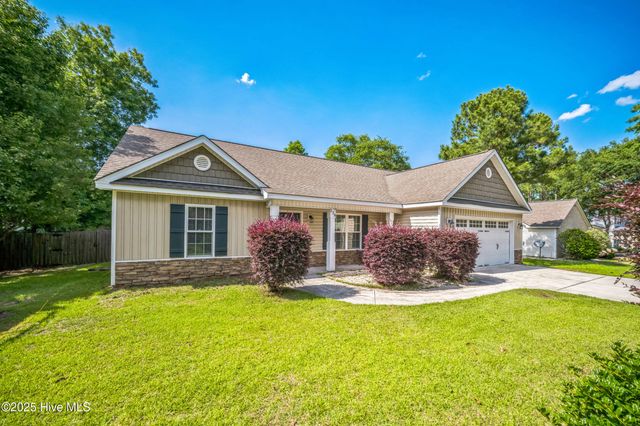 239 Shellbank Drive, Sneads Ferry, NC 28460