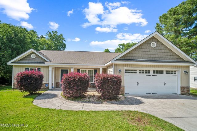 239 Shellbank Drive, Sneads Ferry, NC 28460