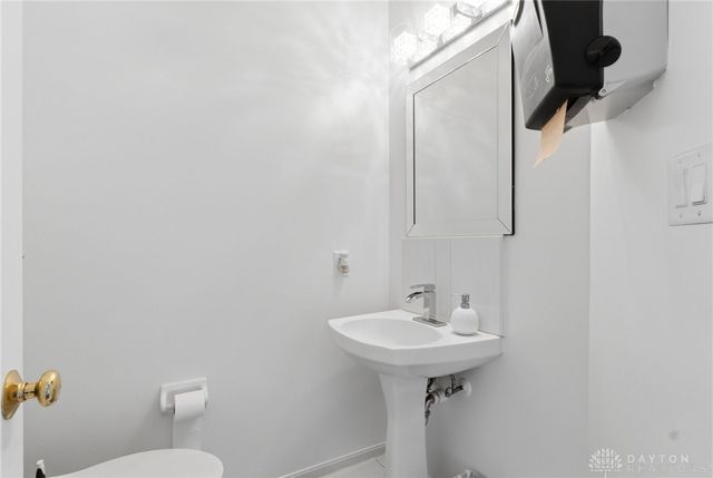 6941 Greeley Avenue, Huber Heights, OH 45424