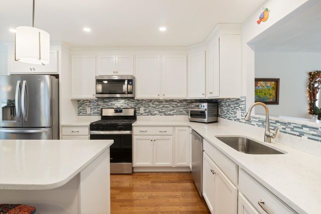 69 Main St Unit G, Exeter, NH 03883