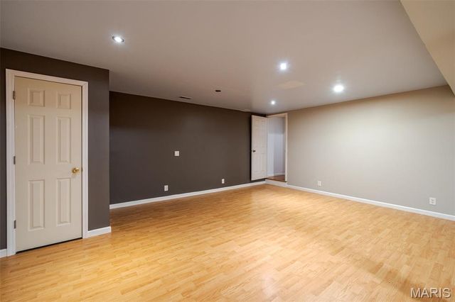 555 Monty View, Washington, MO 63090