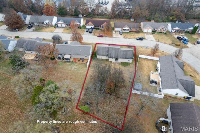 555 Monty View, Washington, MO 63090