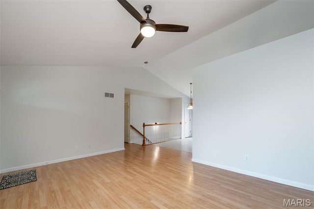 555 Monty View, Washington, MO 63090