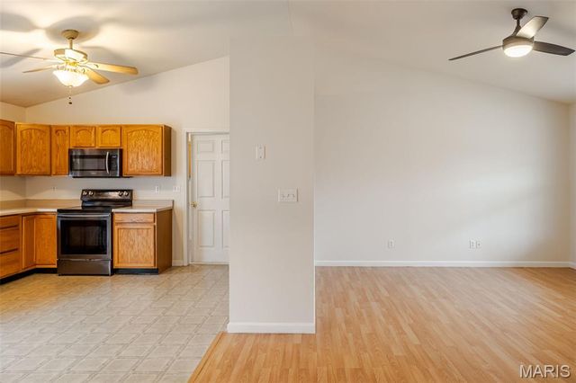 555 Monty View, Washington, MO 63090