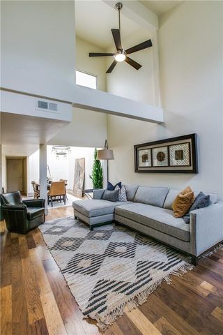 3215 Elizabeth Street, Dallas, TX 75204