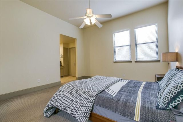 3215 Elizabeth Street, Dallas, TX 75204