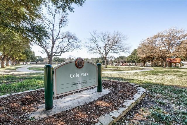 3215 Elizabeth Street, Dallas, TX 75204