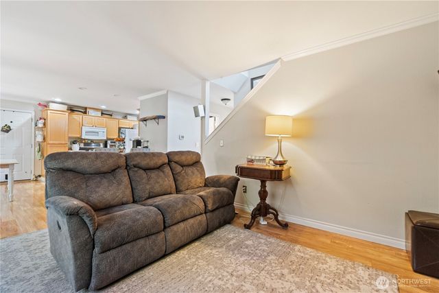 16802 129th Avenue E, Puyallup, WA 98374