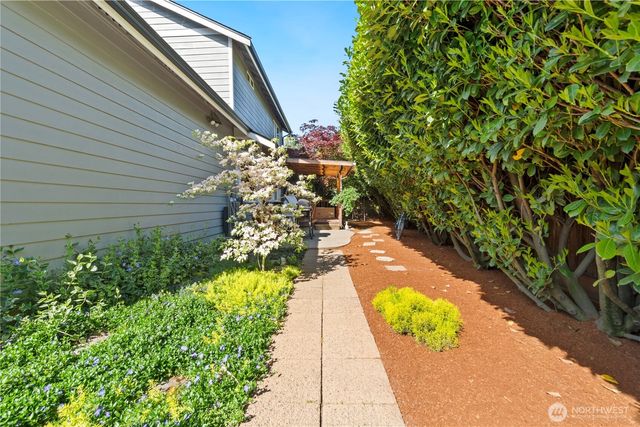 16802 129th Avenue E, Puyallup, WA 98374