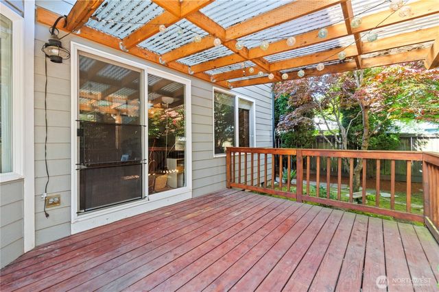 16802 129th Avenue E, Puyallup, WA 98374
