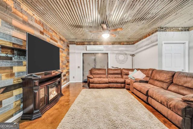 159 County Line Road, Jenkinsburg, GA 30234