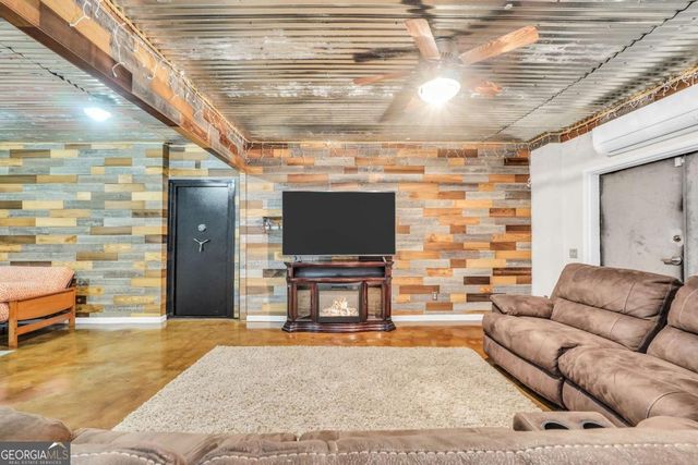 159 County Line Road, Jenkinsburg, GA 30234