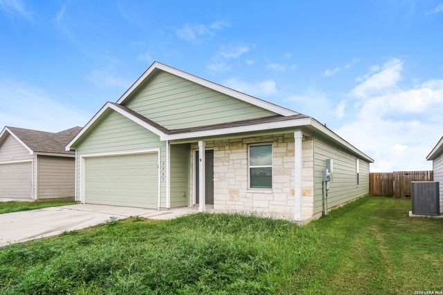 3945 Far Horizon, Seguin, TX 78155