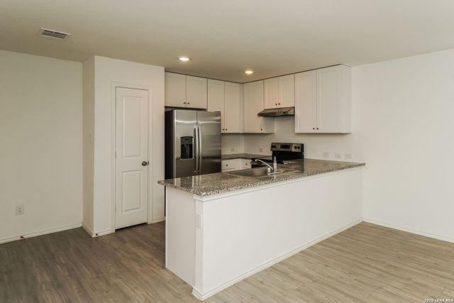 3945 Far Horizon, Seguin, TX 78155