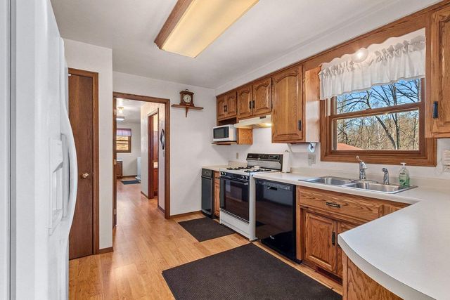 2234 JEN RAE ROAD, Green Bay, WI 54311