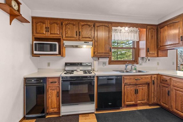 2234 JEN RAE ROAD, Green Bay, WI 54311
