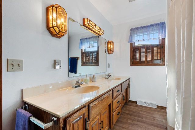 2234 JEN RAE ROAD, Green Bay, WI 54311