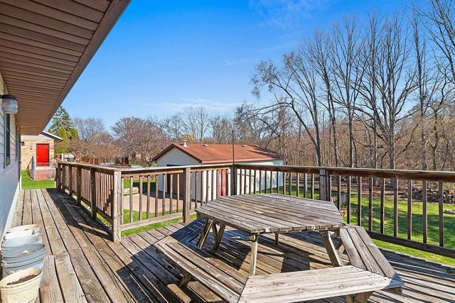 2234 JEN RAE ROAD, Green Bay, WI 54311