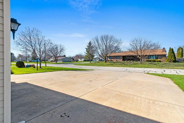 2234 JEN RAE ROAD, Green Bay, WI 54311