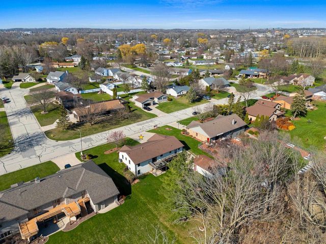 2234 JEN RAE ROAD, Green Bay, WI 54311