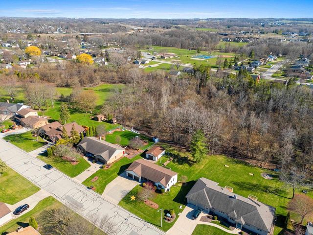 2234 JEN RAE ROAD, Green Bay, WI 54311