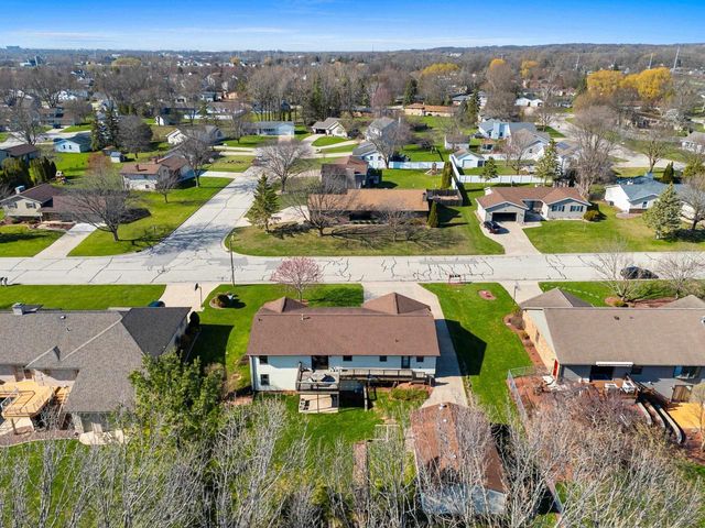 2234 JEN RAE ROAD, Green Bay, WI 54311