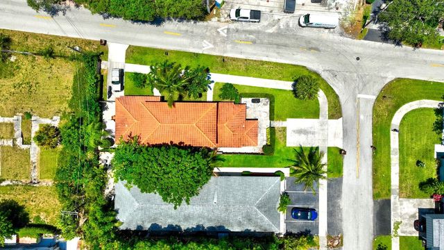 560-570 NE 19th Avenue, Deerfield Beach, FL 33441