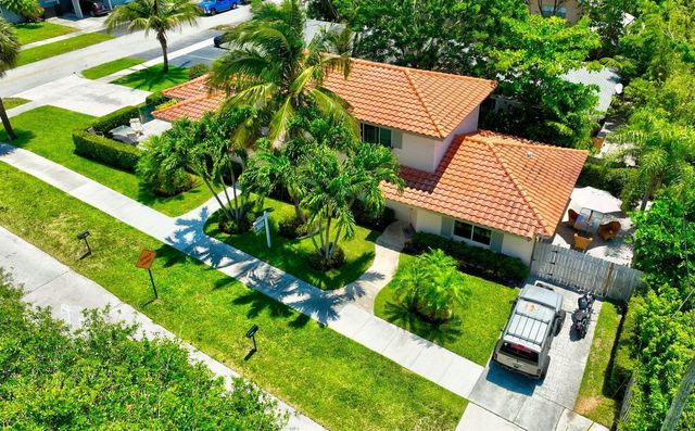 560-570 NE 19th Avenue, Deerfield Beach, FL 33441