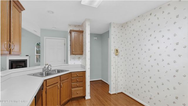 8301 Bellis Way, Lyndon, KY 40242