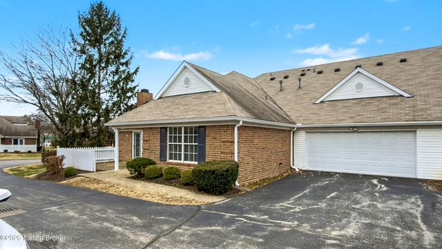 8301 Bellis Way, Lyndon, KY 40242