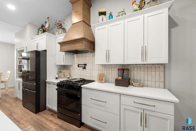 5504 E Morningside Cir Circle, Sioux Falls, SD 57110