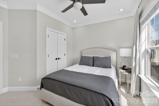 2547 Deacon Avenue, Charlotte, NC 28204