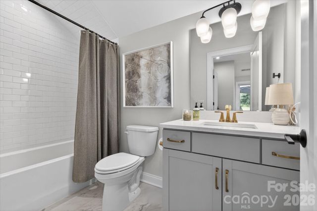 2547 Deacon Avenue, Charlotte, NC 28204