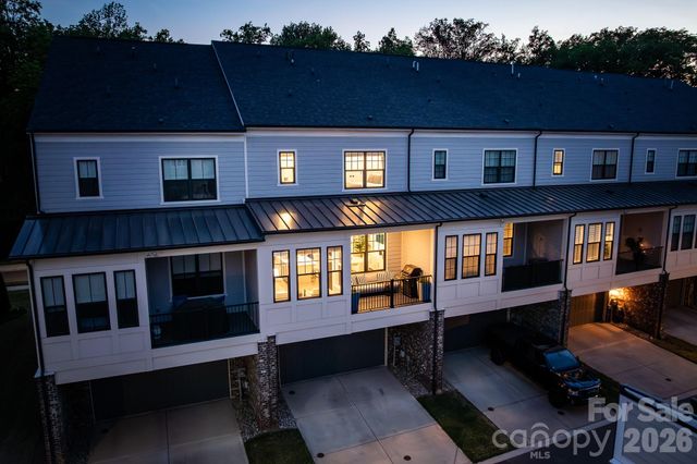 2547 Deacon Avenue, Charlotte, NC 28204