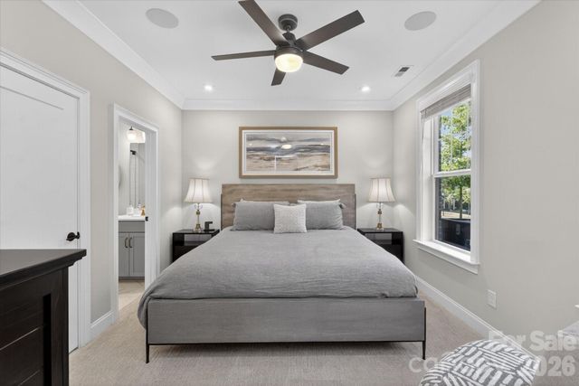 2547 Deacon Avenue, Charlotte, NC 28204