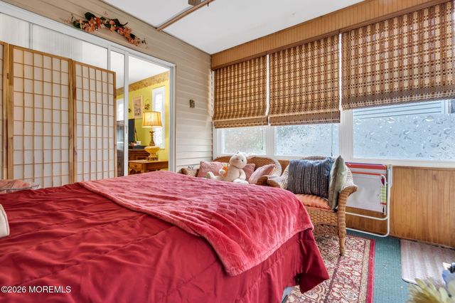 22 Abbey Road, Brick, NJ 08723