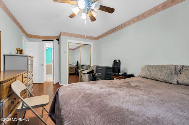 22 Abbey Road, Brick, NJ 08723