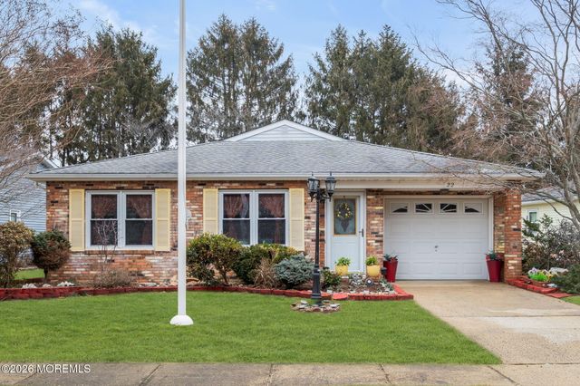 22 Abbey Road, Brick, NJ 08723
