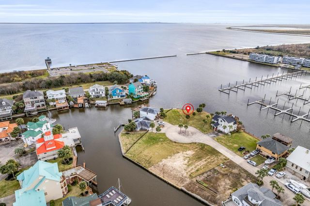 806 Northwind, Port Arthur, TX 77640