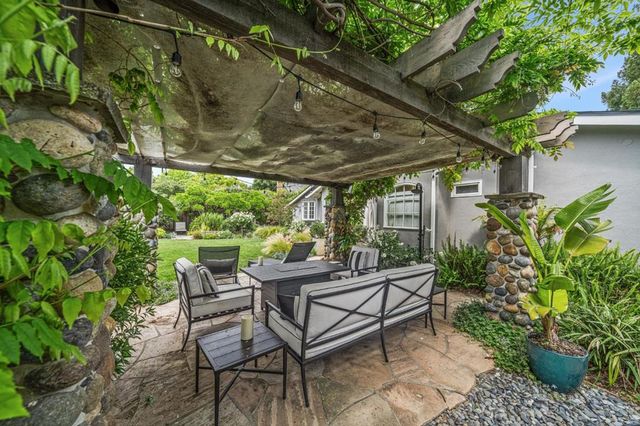 16344 Camellia Terrace, Los Gatos, CA 95032